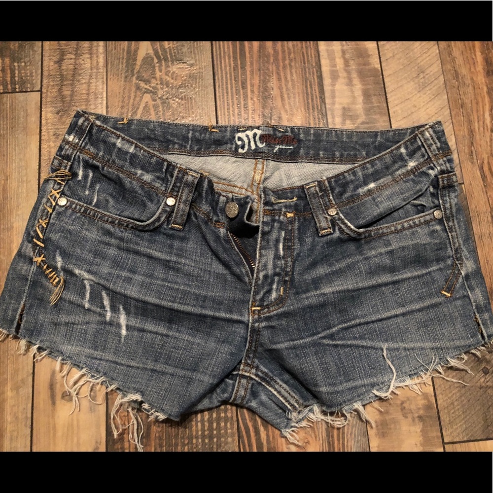 Miss Me Shorts